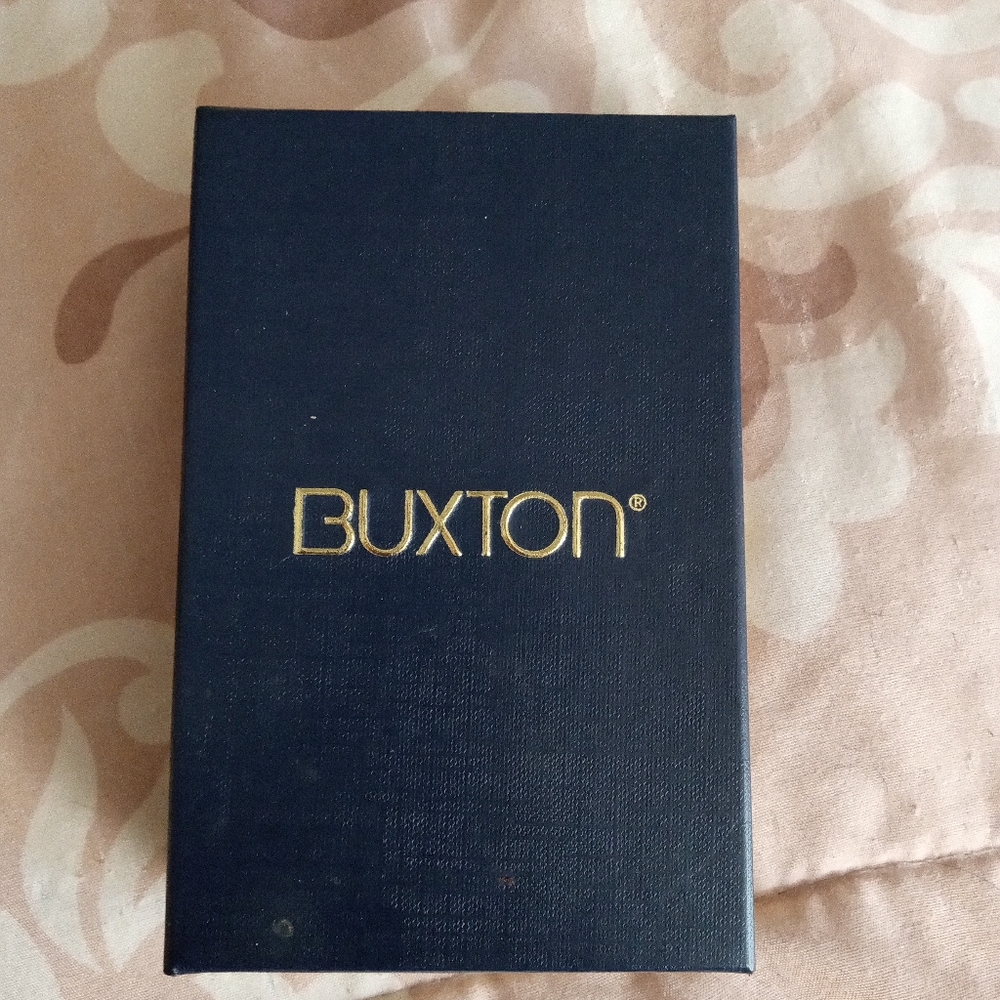 Buxton 3 fold wallet